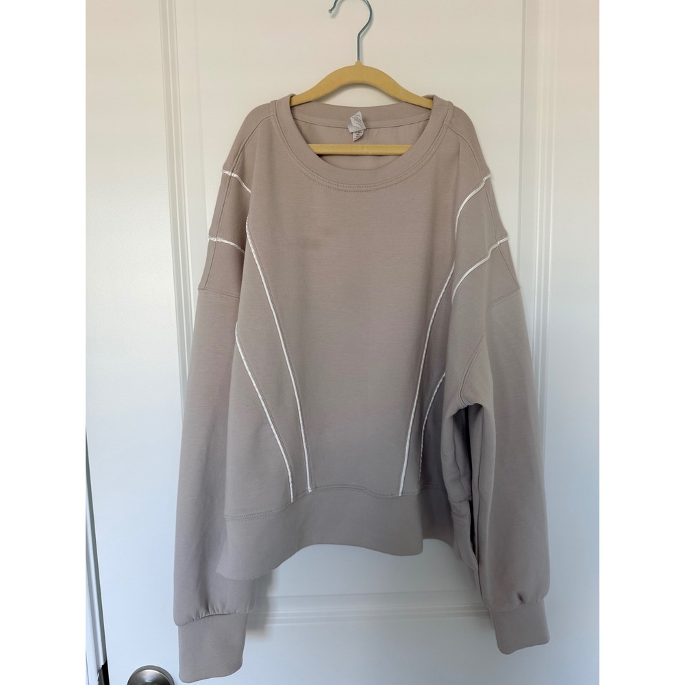 Yogalicious Scuba High Society Crop Crew Sweatshirt Taupe